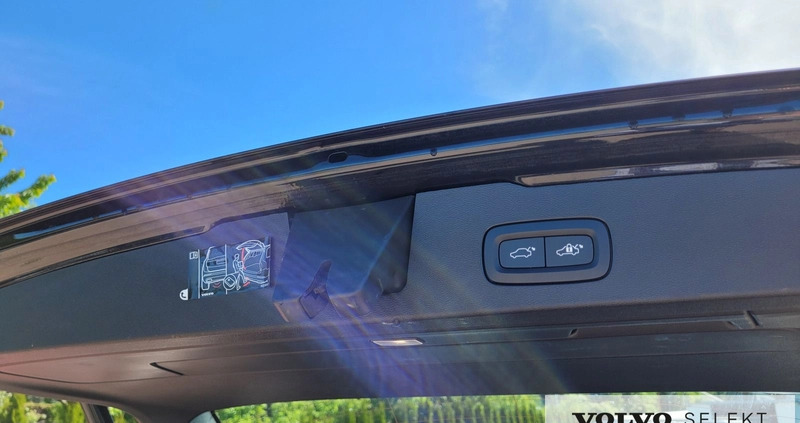Volvo V60 Cross Country cena 179900 przebieg: 38000, rok produkcji 2021 z Szczekociny małe 497